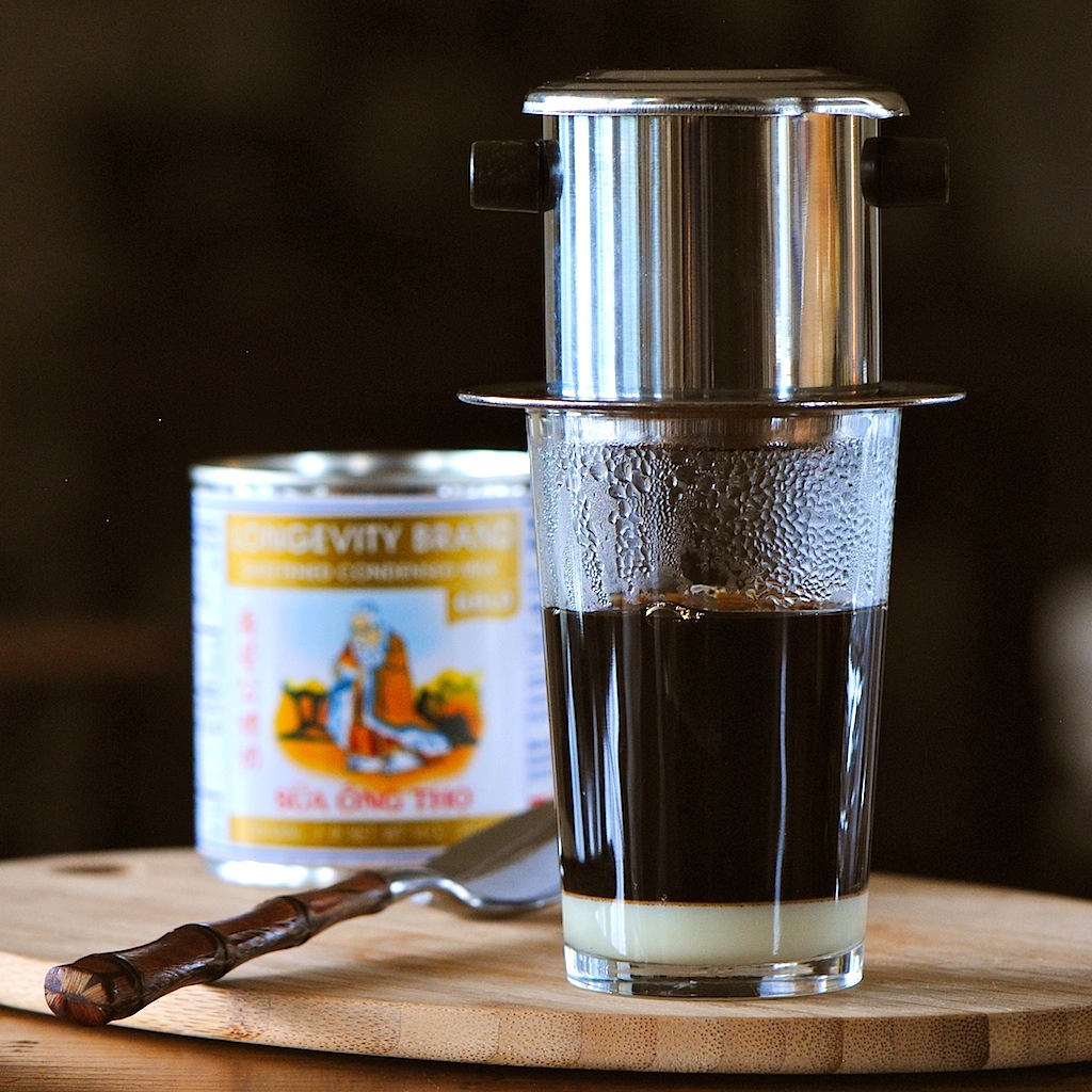 JULES FOOD...: Vietnamese Coffee...bold and sweet